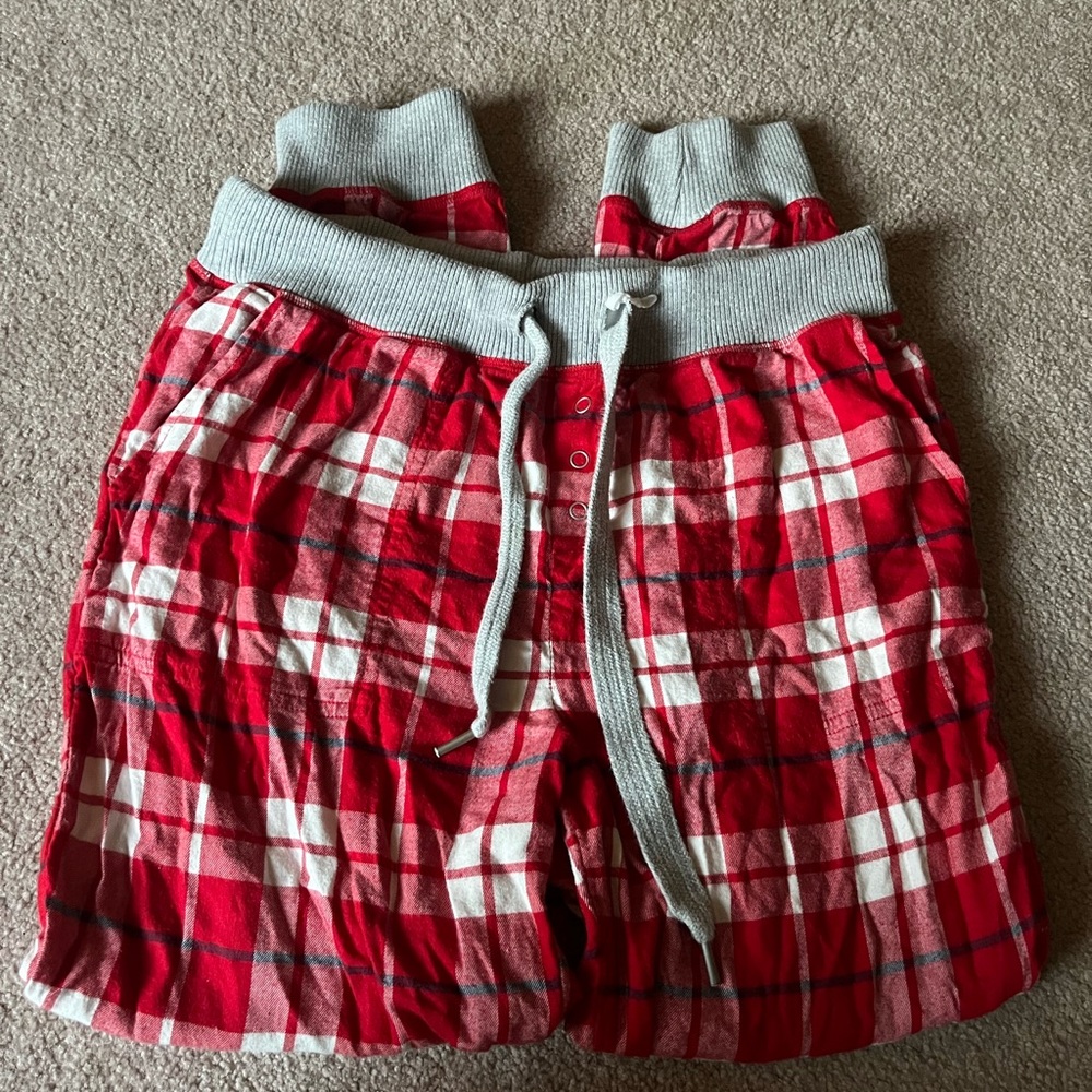 American Eagle red plaid pajama pants!
